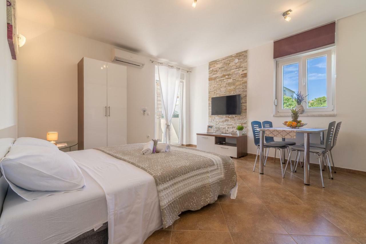 Apartments Sestanka 诺瓦利娅 外观 照片